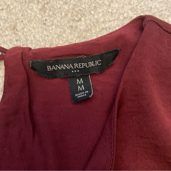 Banana Republic maroon sleeveless tank top ladies medium - Picture 4 of 4